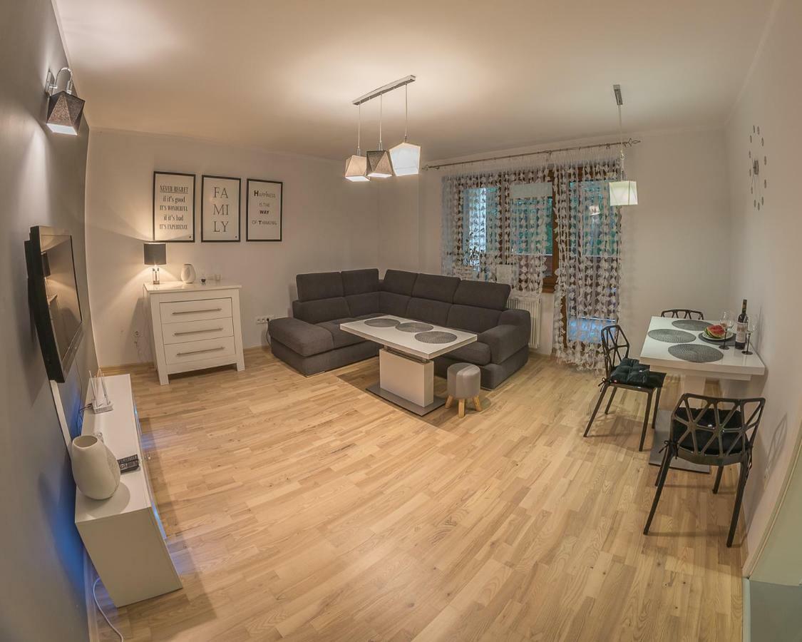 Apartment Zagajnik 8 *